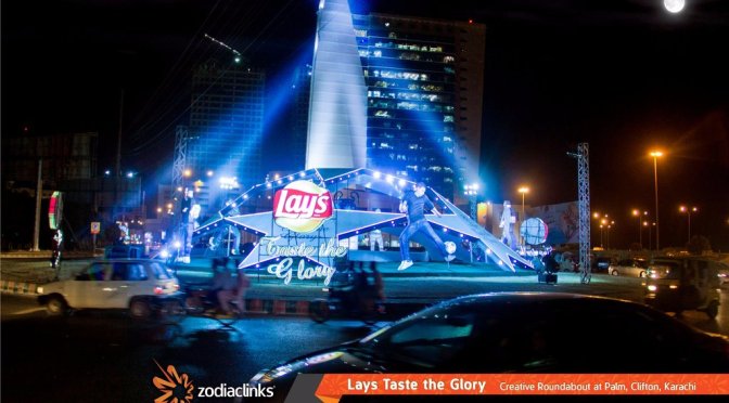 #TasteTheGlory – Exceptional Outdoor branding by Lays